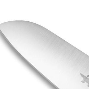 zoom sur la pointe du couteau santoku Fischer Kids