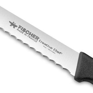 Zoom sur la lame du couteau à tomate professionnel de 13cm de la marque Fischer
